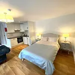 Apartman The Post House