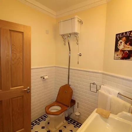 Apartament The Post House