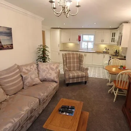 The Post House * كينسالي