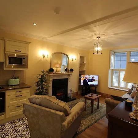 Apartment The Post House