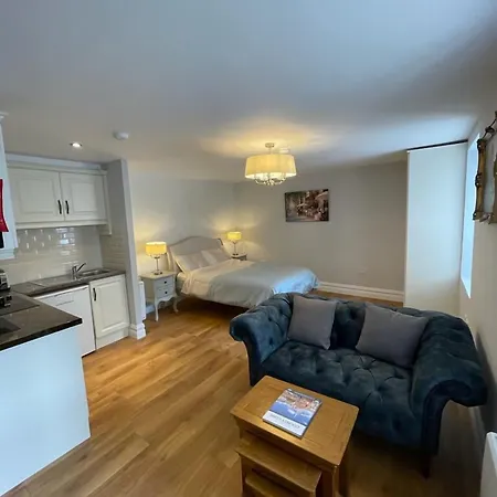 Apartament The Post House *