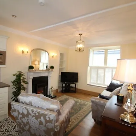 The Post House Apartmán *